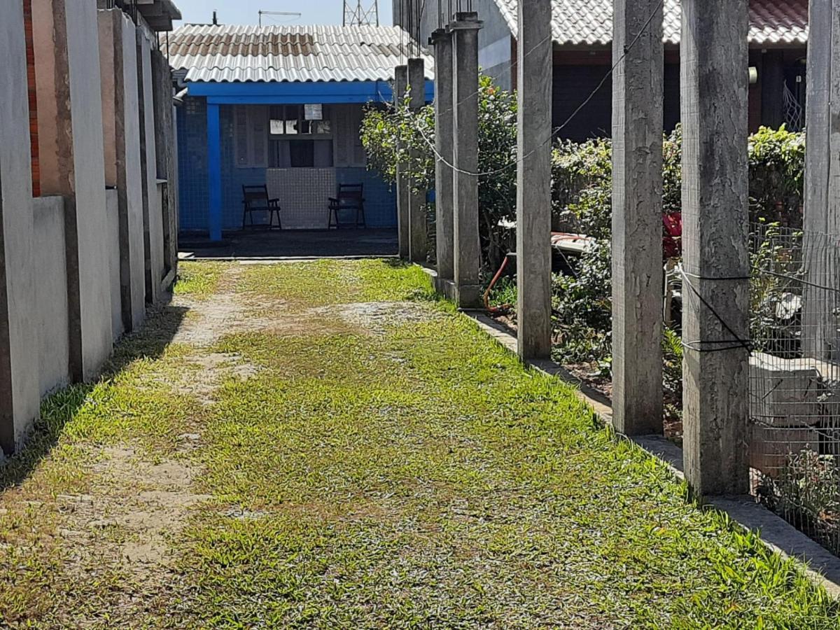 Casa Para Veraneio Em Torres! A 3 Quadras Da Praia Villa Exterior foto